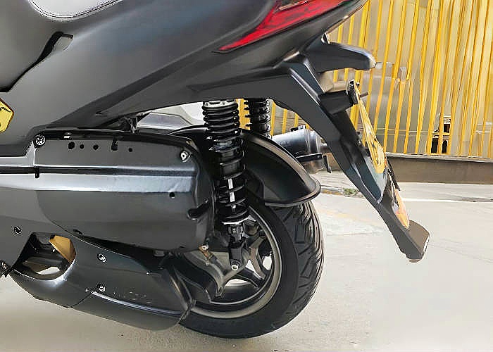 Rear Suspension Failure Why Spring Rate and Load Capacity Matter.jpg